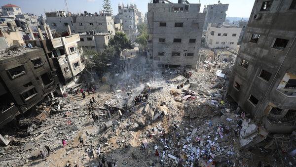 Gaza communications blackout ends amid hope over critical aid deliveries