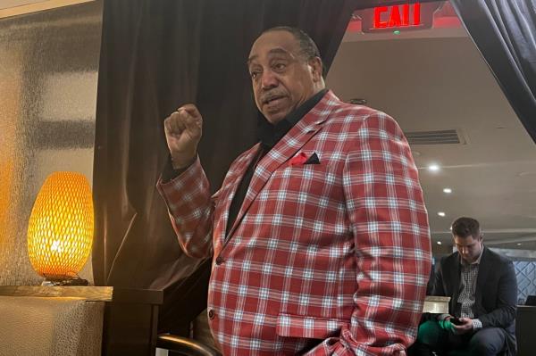 Apostle Ellis L. Smith, a Redford pastor, speaking at a pastors roundtable in Detroit.