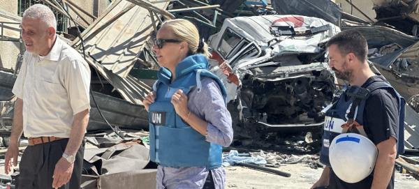 UN Senior Humanitarian and Reco<em></em>nstruction Coordinator, Sigrid Kaag, visiting the Nasser Medical complex in Khan Younis, Gaza.